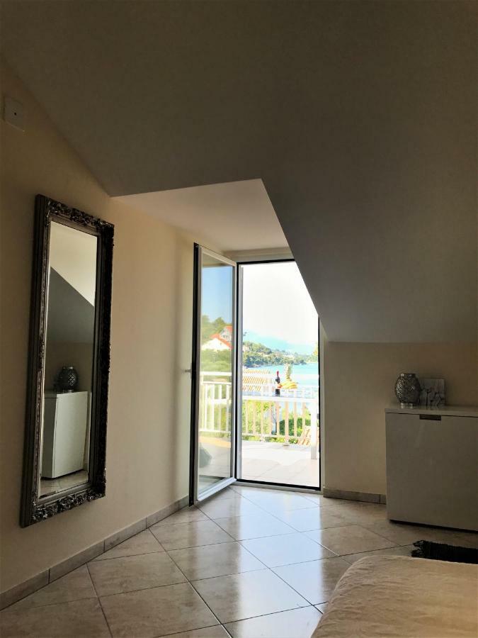Apartmani Fortuna 鲁巴达 外观 照片